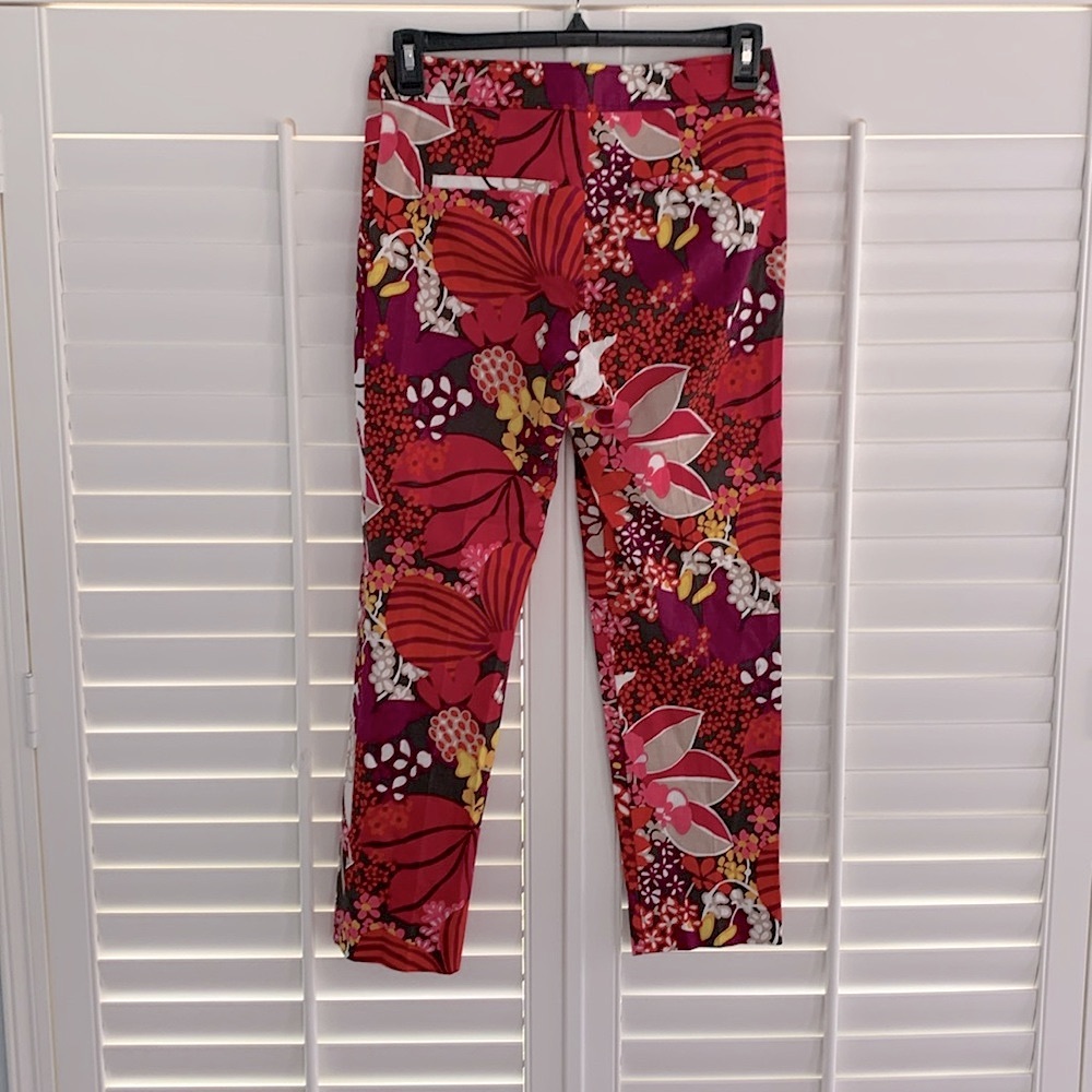 Trina Turk Floral Moss 2 Crop Pant - Picture 9 of 15